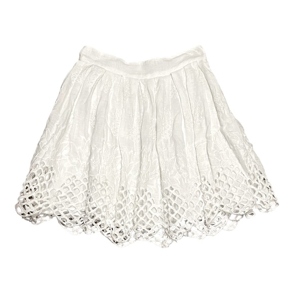 Cara Cara Avery Skirt in White Size Medium - Picture 3 of 6